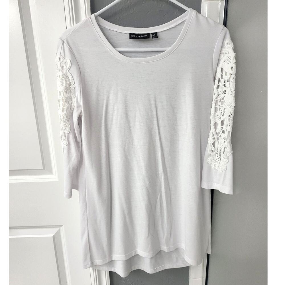 Versona White Top with Crochet 3/4 Sleeves - Small